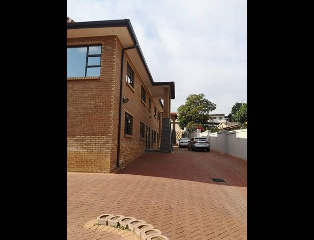 2 BEDROOM FLAT RENTED IN SYDENHAM